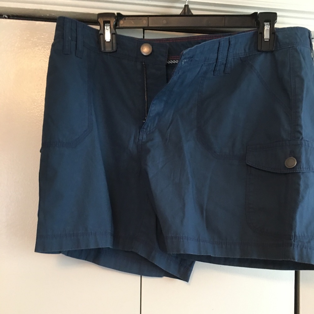 Khaki shorts